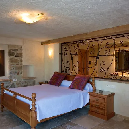 Hotel L' Escapade & Restaurant Le Pradet