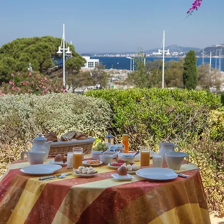 L' Escapade & Restaurant Отель