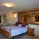 Otel L' Escapade & Restaurant Le Pradet