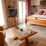 L' Escapade & Restaurant Hotel Le Pradet