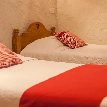 L' Escapade & Restaurant 3*