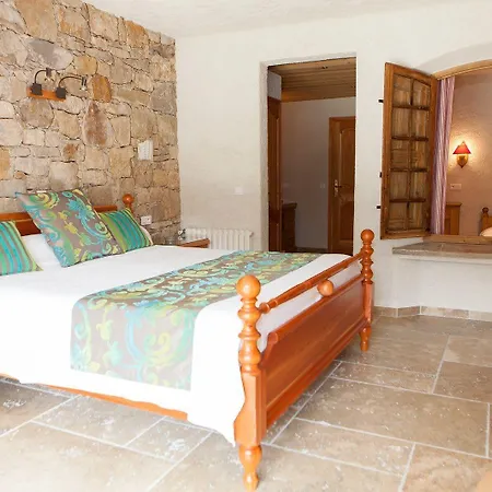 L' Escapade & Restaurant