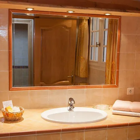 L' Escapade & Restaurant