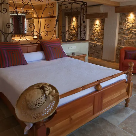 L' Escapade & Restaurant Otel