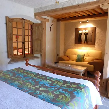 L' Escapade & Restaurant 3* Le Pradet