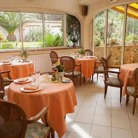 L' Escapade & Restaurant Otel