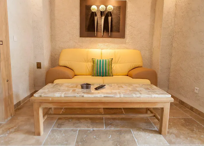 Hotel L' Escapade & Restaurant