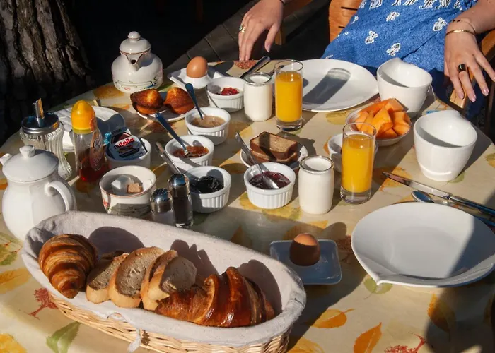 L' Escapade & Restaurant 3*