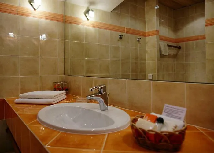 L' Escapade Hôtel&restaurant 3*